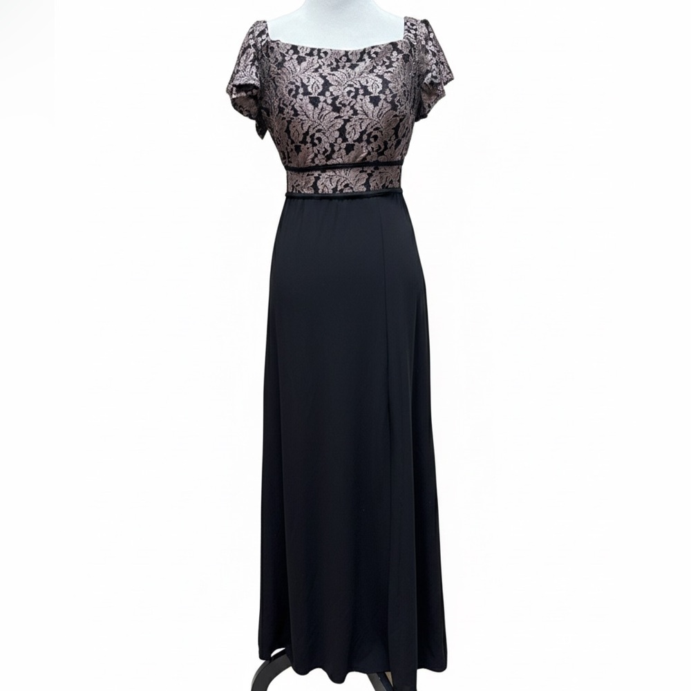 Nightway Long Formal Dress Size 8P New With Tags